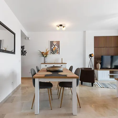 Duquesa Seaview Apartment Manilva